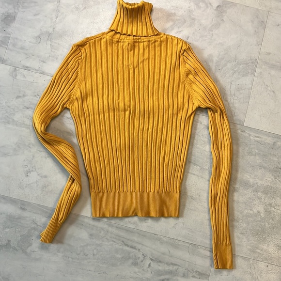 Zara  Knit  Gold Mustard color Turtleneck Sweater NWOT  Textured stripes  Size S - Picture 4 of 10